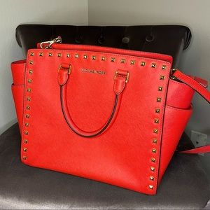 Michael Kors Selma Stud Large - Red Orange
